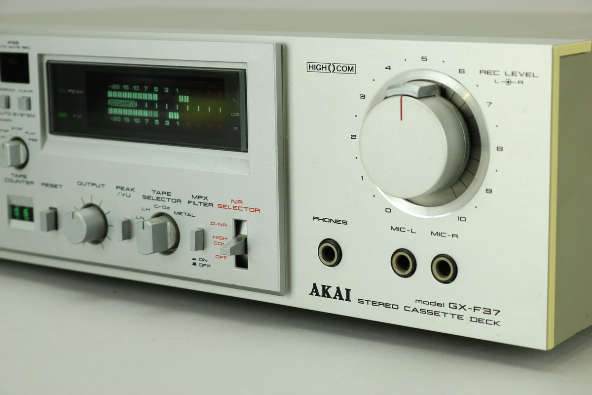 Akai GX-F37 with HiCom !